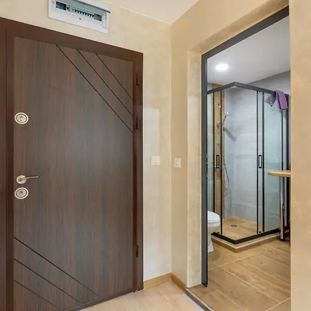 Iva's Dream Studio, Crafted With And Passion דירה בנסקו