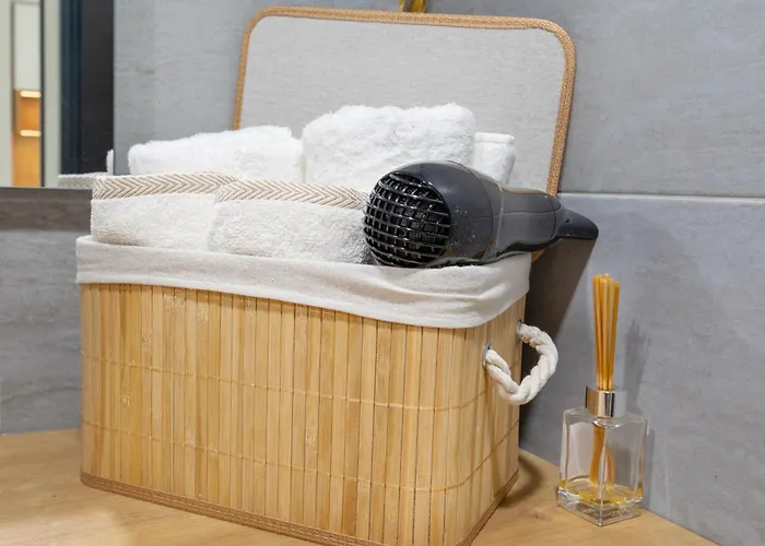 Iva's Dream Studio, Crafted With And Passion * 班斯科